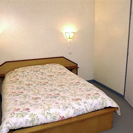 Grands Chenes Du Parc Apart Otel Amnéville