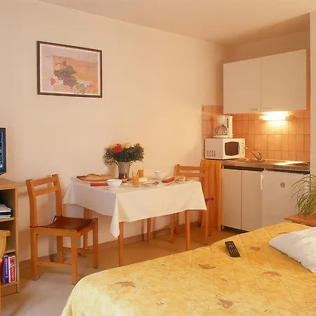 Grands Chenes Du Parc Apart Otel
