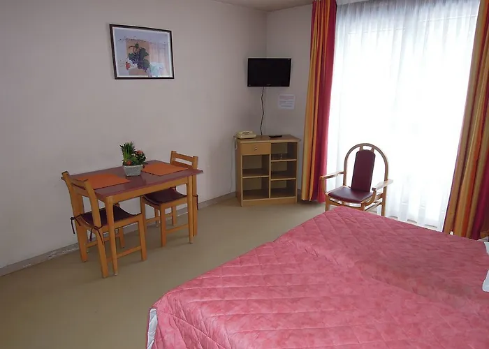 Les Grands Chenes Les Thermes 3*