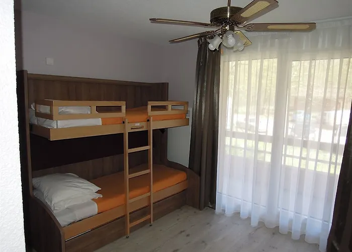 Les Grands Chenes Les Thermes Apart Otel 3*