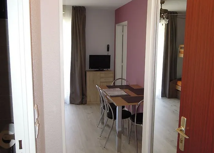 Les Grands Chenes Les Thermes 3*