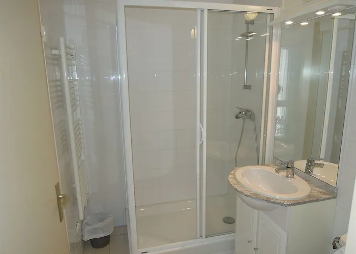 Les Grands Chenes Les Thermes Apart Otel 3*