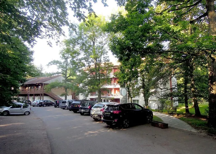 Les Grands Chenes Les Thermes 3*