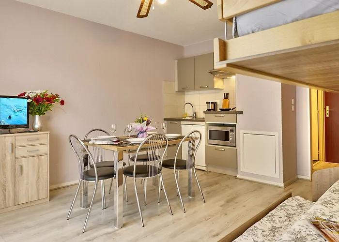 Les Grands Chenes Les Thermes 公寓式酒店 3*